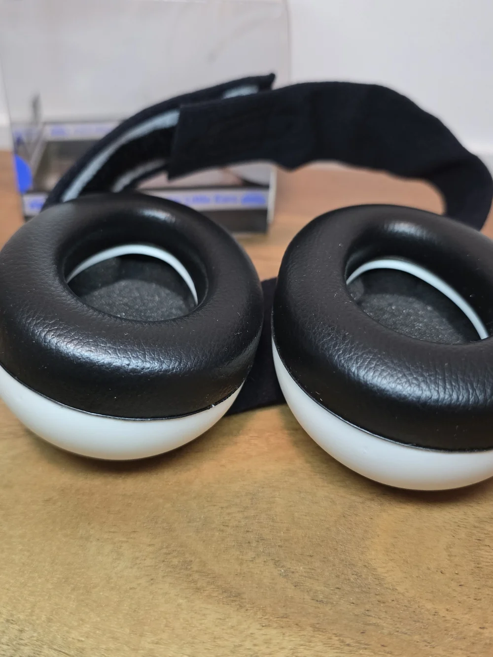 Baby Noise-Reducing Headband Headphones - Black & White